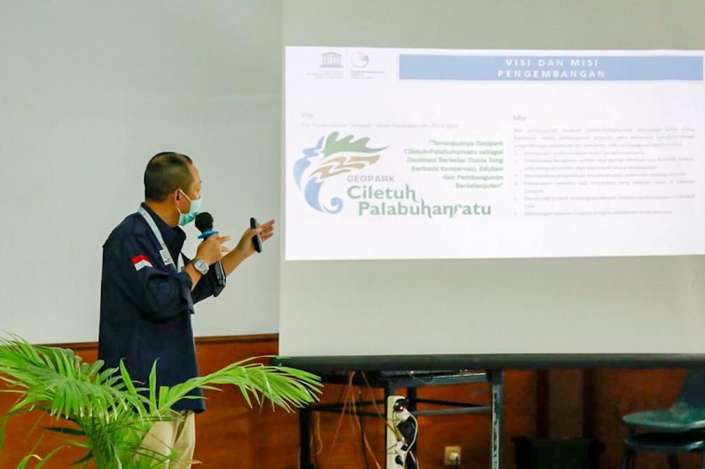 Kemenparekraf Dorong Sinergi Tata Kelola Destinasi Geopark Ciletuh