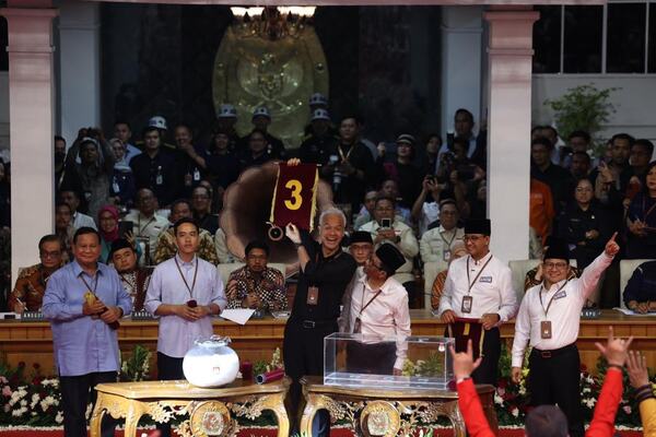 Ganjar Ajak Kembalikan Arah Reformasi