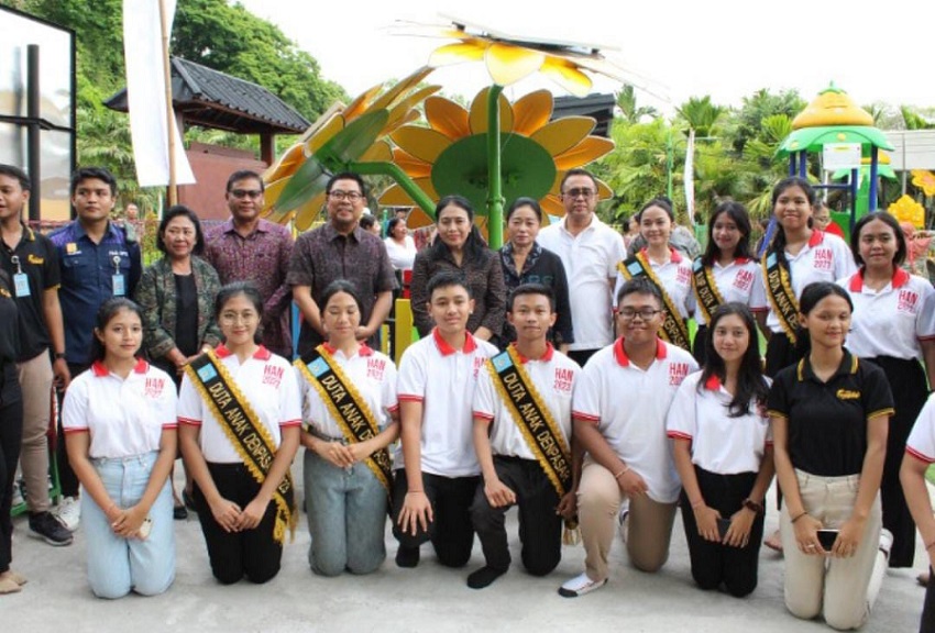 Tinjau Fasilitas Ramah Anak, Menteri PPPA RI Kunjungi Taman Bermain Anak di Lapangan Puputan Badung