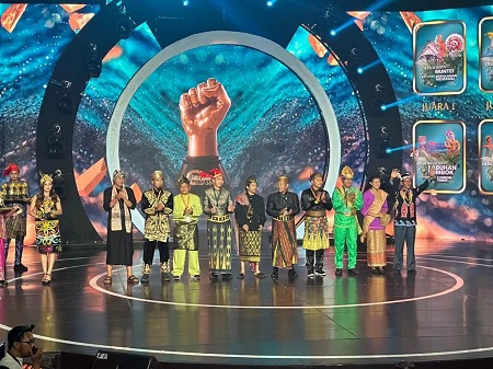 Desa Muntei Mentawai Terima Penghargaan MURI