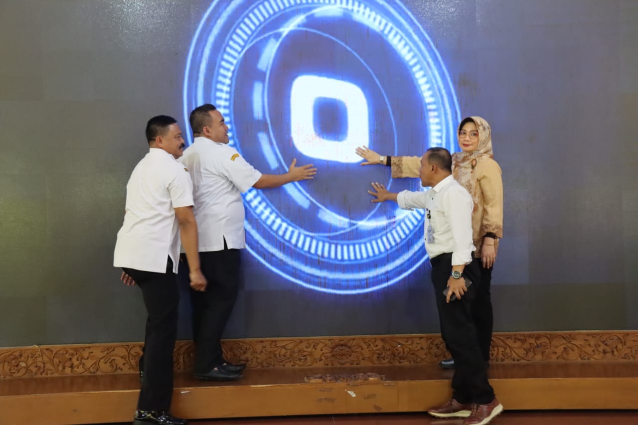 PEMKAB BLORA DORONG PETANI MANFAATKAN PUPUK ORGANIK