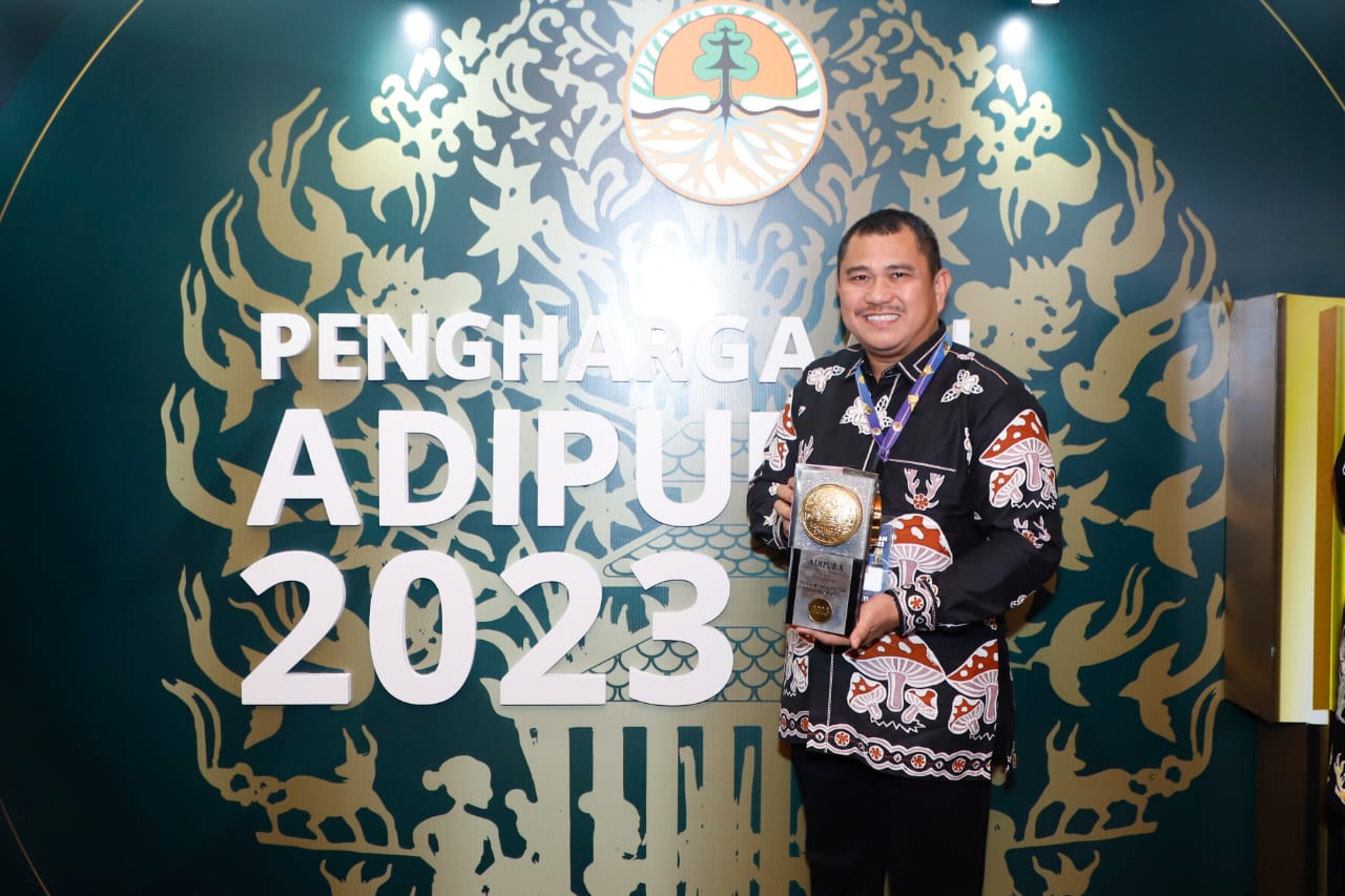 MUARA BUNGO RAIH PIALA ADIPURA KE-4