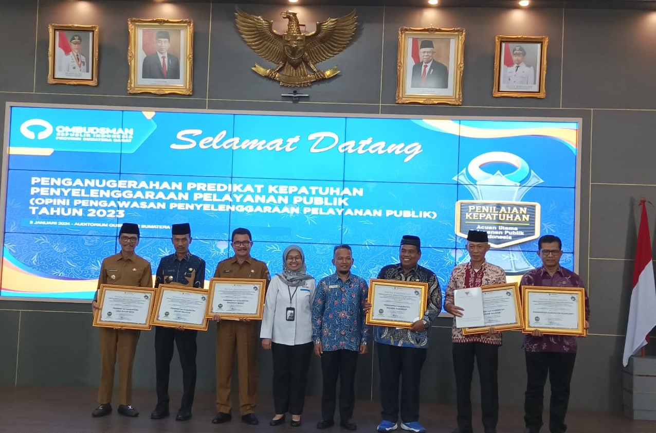 PESISIR SELATAN RAIH PENGHARGAAN OMBUDSMAN RI TAHUN 2023