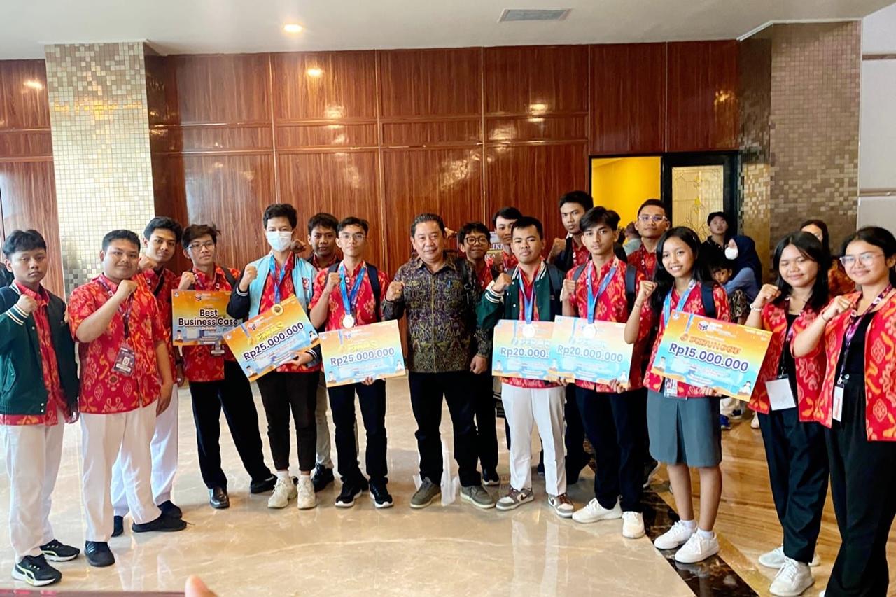 PEMKOT DENPASAR APRESIASI SISWA PERAIH MEDALI DI AJANG OSN