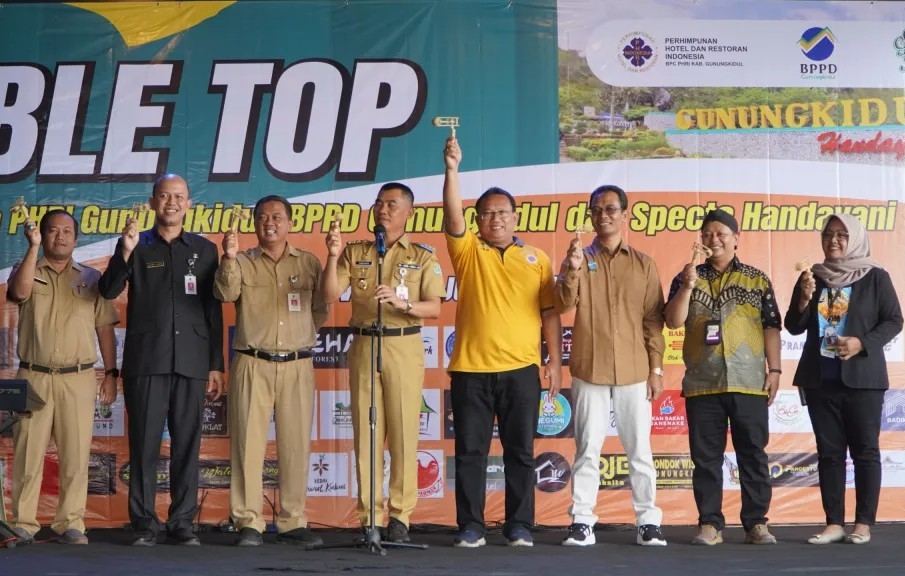 PHRI GUNUNGKIDUL ADAKAN TABLE TOP SPECTA HANDAYANI