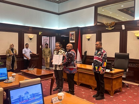 Pemkab Jayapura dan Pemprov Jabar Tandatangani MoU Sistem Merit