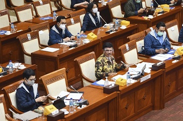 Dukungan Tata Kelola 5G yang Komprehensif, Menteri Johnny Paparkan 5 Aspek Kebijakan