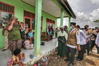 Lewat Jalur Udara Gubernur Kalsel Tinjau Banjir Tala