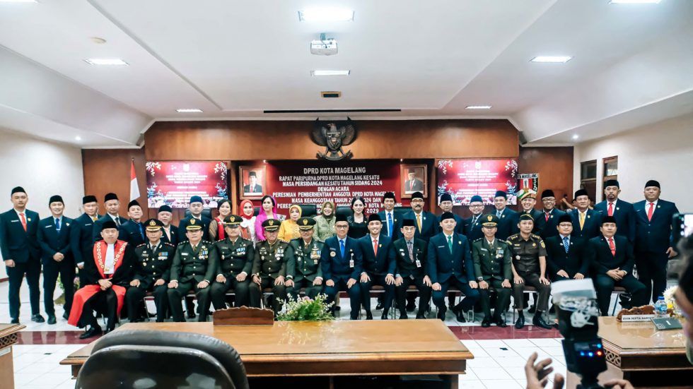 25 ANGGOTA DPRD KOTA MAGELANG PERIODE 2024-2029 RESMI UCAP SUMPAH JANJI