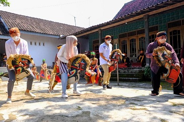 Menparekraf Andalkan Desa Wisata untuk Bangkitkan Ekonomi Pedesaan