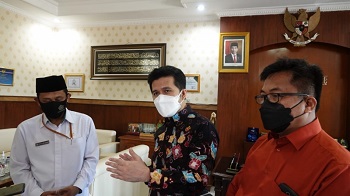 Cegah Kluster Hajatan, Emil Dardak Gandeng Kemenag Jatim