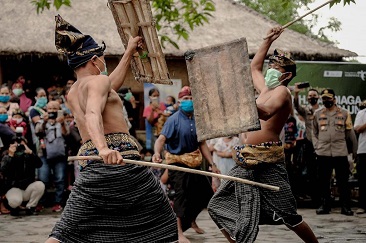 Menparekraf Dorong Desa Wisata Hadirkan Produk Unggulan yang Otentik