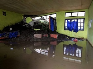 Satu Warga Ende Meninggal Dunia Akibat Terseret Arus Banjir