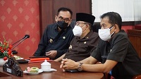 Ikuti Peluncuran OSS Berbasis Resiko, Santoso Minta Investor Jangan Ragu Buka Peluang di Kota Blitar