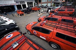 Ketua Satgas Melepas Gerakan Mobil Masker Untuk Masyarakat Serentak di Wilayah Jakarta