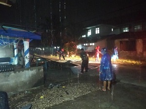 BPBD Kota Pariaman Distribusikan Bantuan Kepada Warga Terdampak Angin Puting Beliung