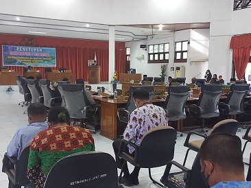LIMA FRAKSI SETUJUI RAPERDA LPJ APBD KABUPATEN JAYAPURA TAHUN 2020