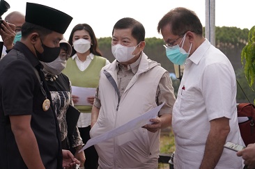 BERMALAM DI PENAJAM PASER UTARA, MENTERI SUHARSO BAHAS PELESTARIAN LINGKUNGAN DALAM PEMBANGUNAN IKN