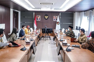 Menparekraf Bertemu MenkoPMK Bahas Persiapan Momentum Libur Lebaran