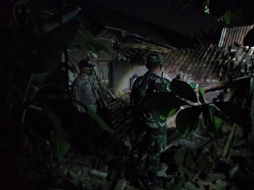 [Update] – BPBD Jatim Salurkan Bantuan Logistik Warga Terdampak Gempa M5,9