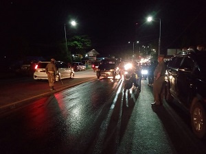 Hari Kelima PPKM Mikro, Petugas Gabungan Lakukan Penyekatan di Batas Kota
