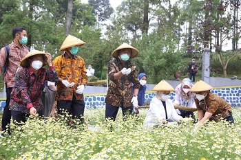 Pemerintah Mendukung Obat Tradisional Yang Telah Uji Klinis