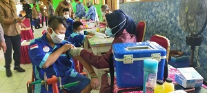 Puluhan Penyandang Disabilitas Di UPT Rehabilitasi Sosial Bina Daksa Pasuruan Tuntas Divaksin Dosis Kedua