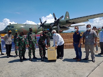 Bantuan 50 Tabung Oksigen dan Alkes dari Panglima TNI Tiba di Papua
