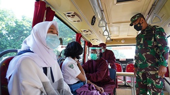 Vaksinasi Door to Door Resmi Diluncurkan, Tiga Bus Siap Layani Masyarakat Kota Blitar Setiap Hari