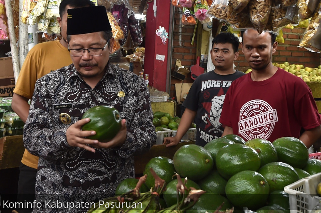 POPULERKAN ALPUKAT KHAS PURWODADI, PEMKAB PASURUAN GELAR GEMA KATING