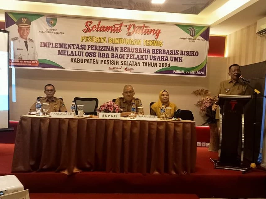 BUPATI PESISIR SELATAN BUKA BIMTEK IMPLEMENTASI PERIZINAN BERUSAHA BERBASIS RISIKO BAGI UMK