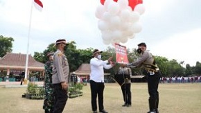 Ribuan Pelajar Di Sampang Ikuti Deklarasi Vaksinasi Covid-19