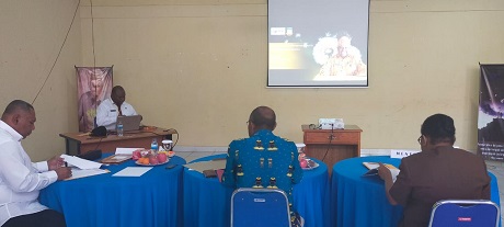 Sekda Kabupaten Jayapura, Dr. Hana S. Hikoyabi, M.KP Jadi Mentor Seminar Implementasi Proper PKN II, Sekda Hana Sangat Dukung Gustaf Griapon