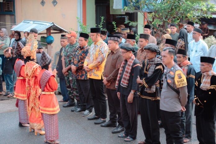BUPATI SIJUNJUNG HADIRI BAKAUA ADAT NAGARI SILOKEK