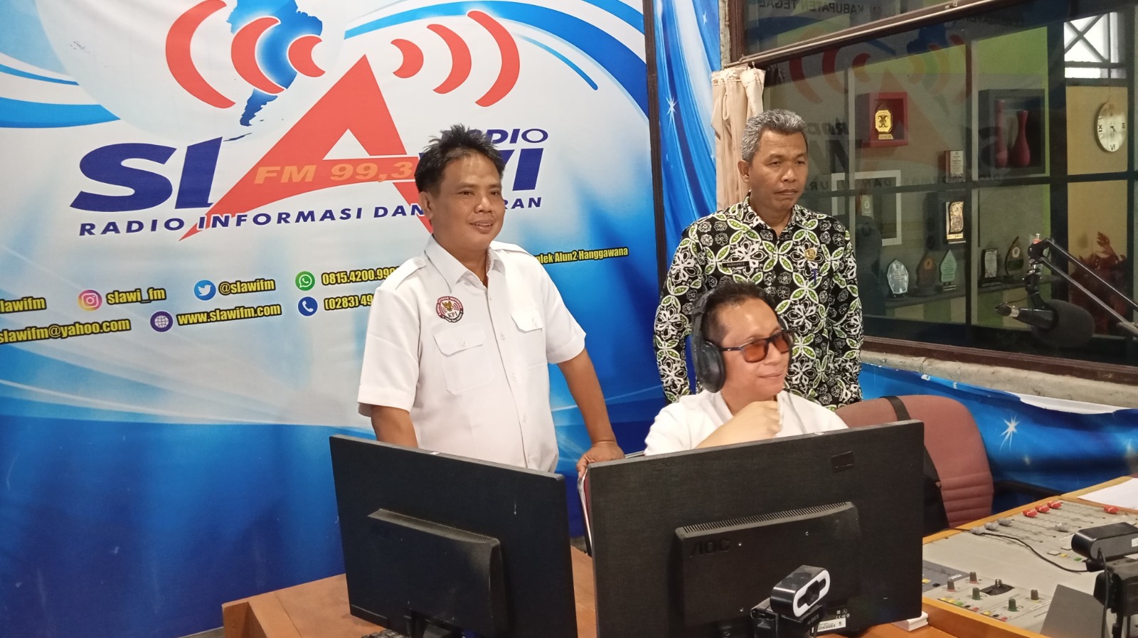KPID JATENG MONITORING STRUKTUR DAN SISTEM PENYIARAN DI LPPL SLAWI FM TEGAL