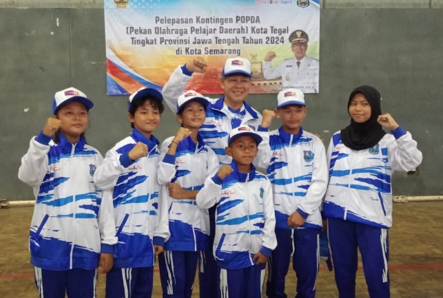 PJ. WALI KOTA TEGAL LEPAS KONTINGEN UNTUK POPDA JATENG
