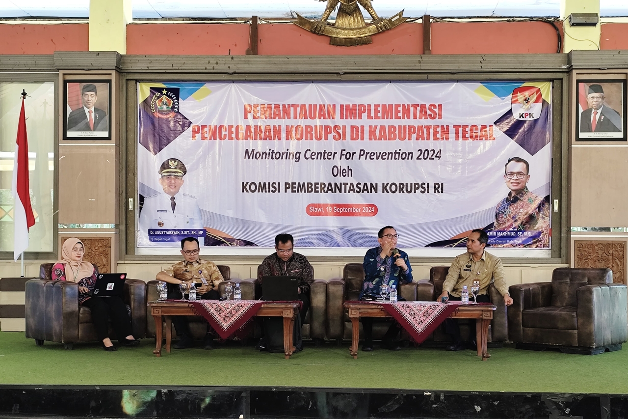 PEMKAB TEGAL TINGKATKAN TATA KELOLA PEMERINTAHAN UNTUK PELAYANAN PUBLIK LEBIH BAIK